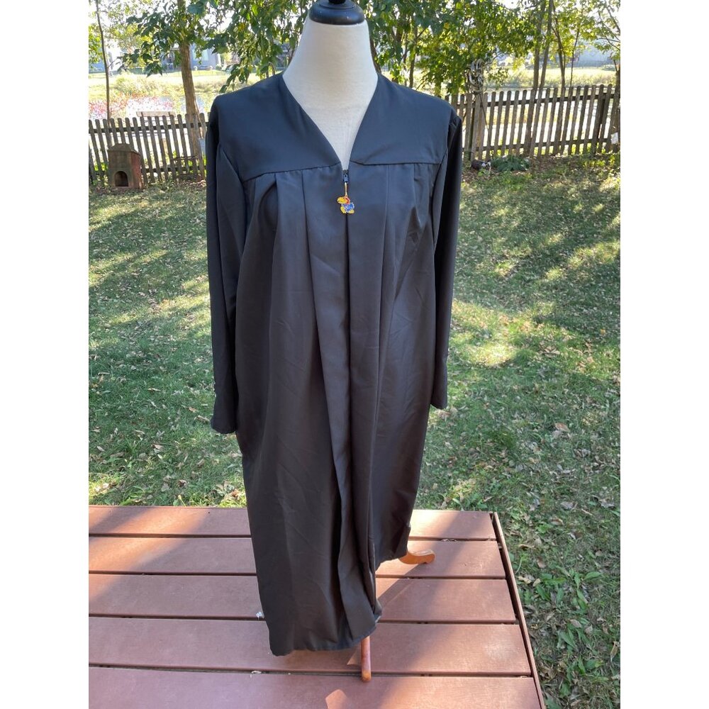 Jayhawk Jostens Evolution Bachelor 5 Black Graduation Gown With Zipper Pull
